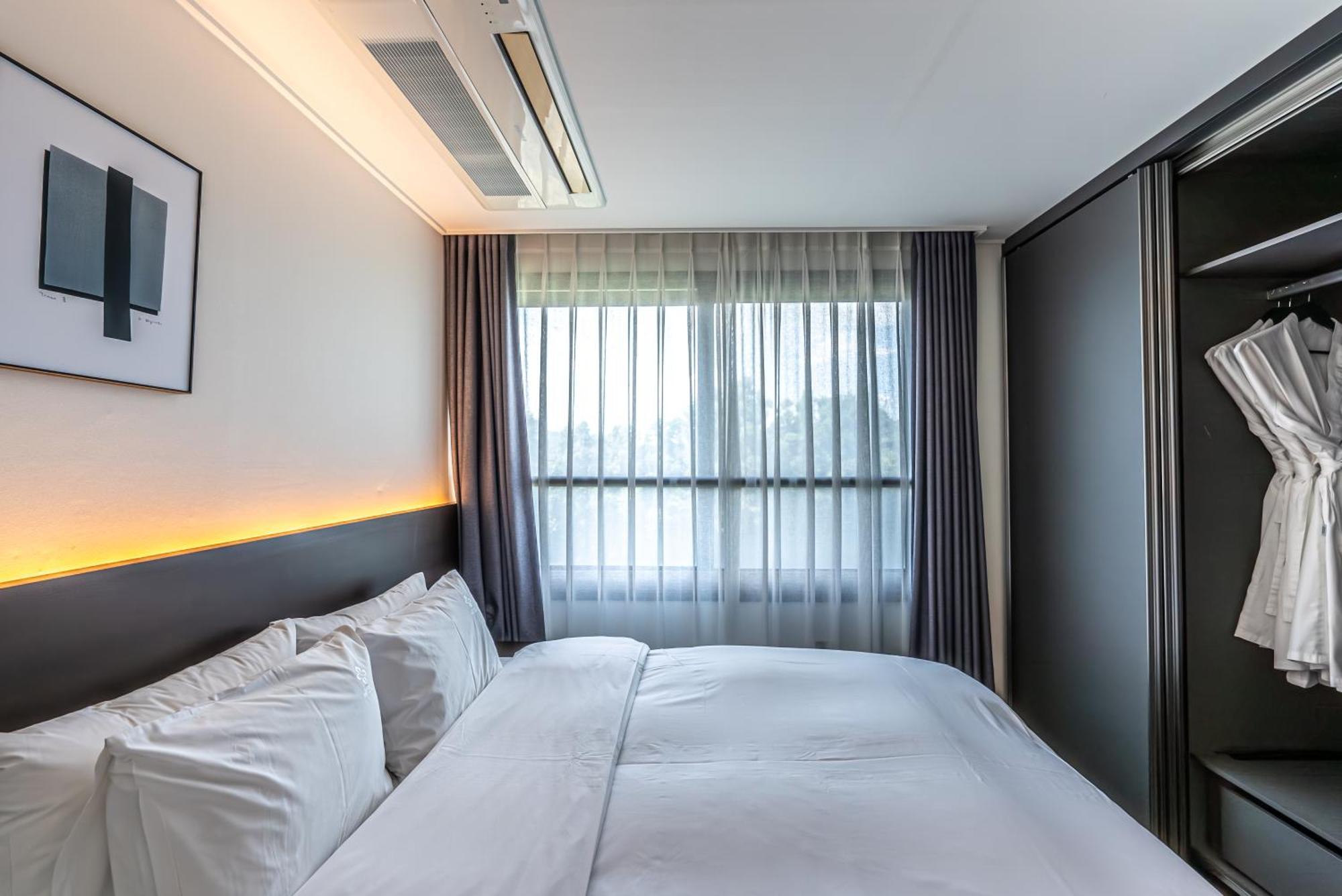 Hotel The Grang Jungmun Seogwipo Exterior foto