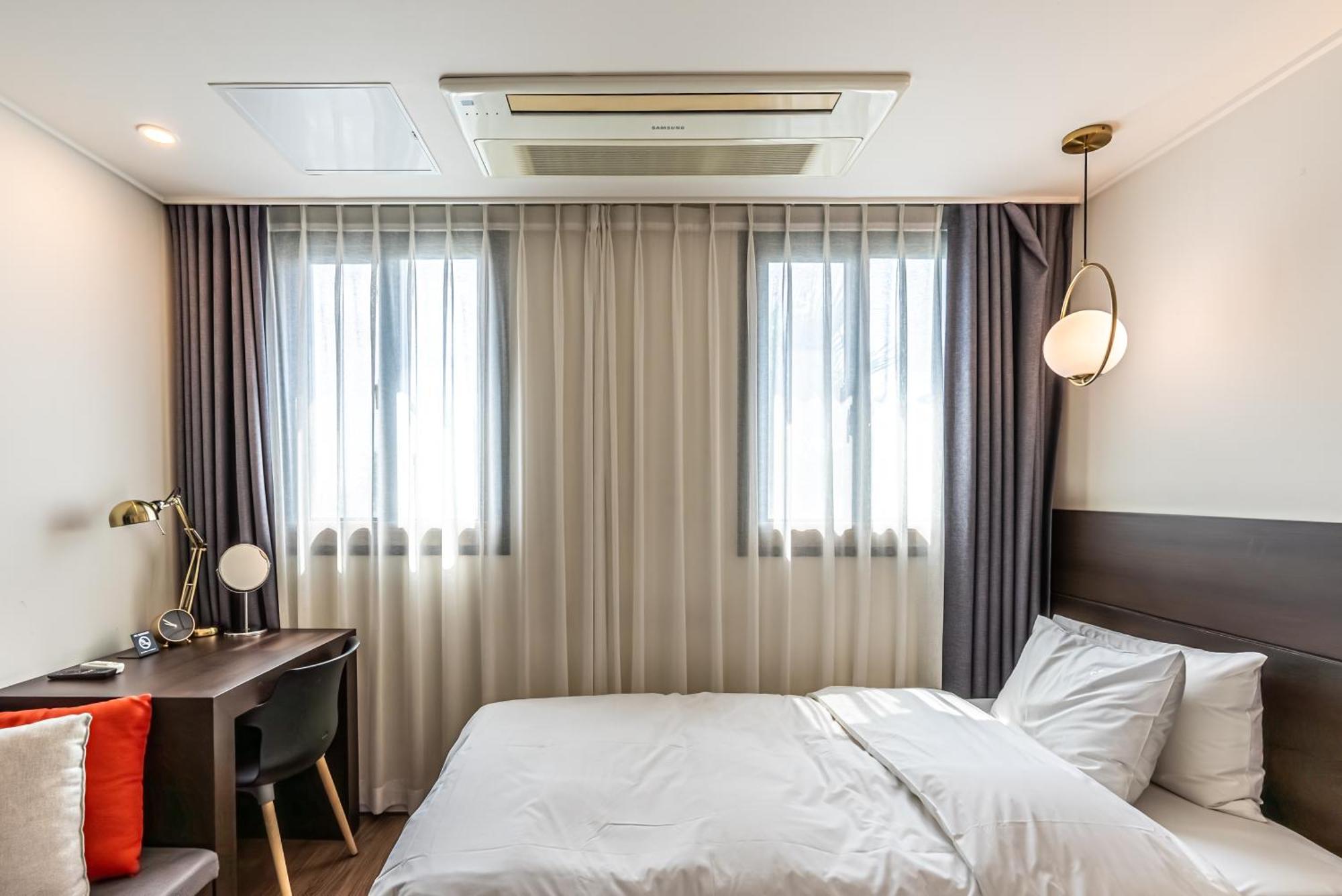 Hotel The Grang Jungmun Seogwipo Exterior foto